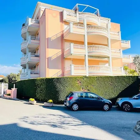 Le Panoramic Yourhosthelper Apartman Fréjus